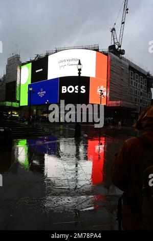 Londra, Regno Unito. 8th gennaio 2023. Piccadilly circa 3D cartellone pubblicitario, Londra, UK Credit: Vedi li/Picture Capital/Alamy Live News Foto Stock