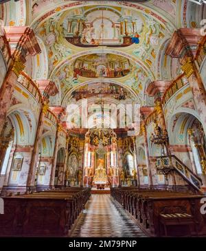 La pittoresca chiesa interna dell'Abbazia di Rein, fondata nel 1129, la più antica abbazia cistercense del mondo, situata a Rein vicino a Graz, Steiermark, Austria Foto Stock