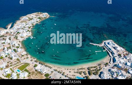 Veduta aerea della città di Pollonia. Isola di Milos, Grecia Foto Stock