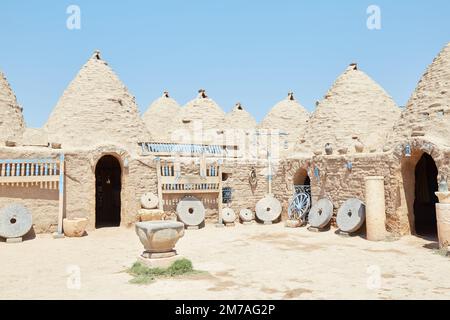 Le uniche antiche Case Beehive di Harran, Turchia Foto Stock