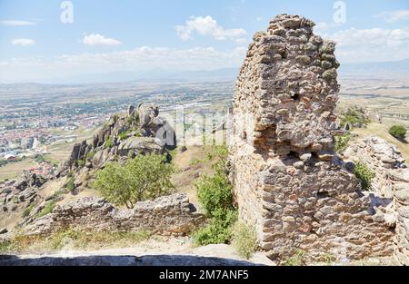 Le splendide Marko's Towers a Prilep, nel nord della Macedonia Foto Stock