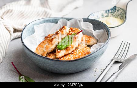 Bocconcini di filetto di pollo fatti in casa Foto Stock