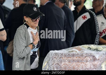 RJ - Rio de Janeiro - 01/09/2023 - ROBERTO DINAMITE, VELORIO - tifosi e tifosi sono visti durante la scia dell'ex giocatore di calcio Roberto Dinamite, che si è tenuto allo stadio Sao Januario. Roberto Dinamite, considerato uno dei più grandi idoli di Vasco da Gama, morì domenica (8) a 68 anni a causa di un tumore. Foto: Thiago Ribeiro/AGIF/Sipa USA Foto Stock