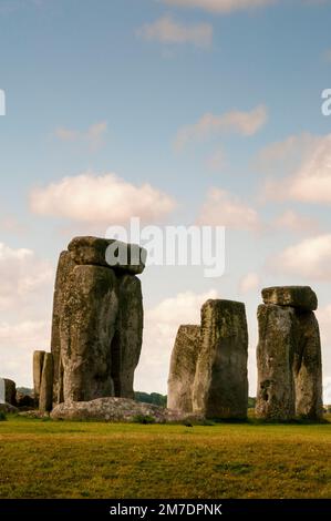 Monumento preistorico Stonehenge sulla piana di Salisbury nel Wiltshire, Inghilterra. Foto Stock