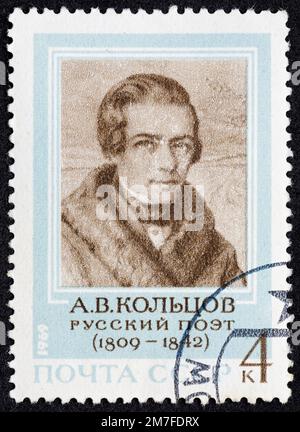 URSS - CIRCA 1969: Francobollo 4 kopeck stampato in Unione Sovietica mostra Ritratto di Aleksey Koltsov 1809 - 1842. Serie post-francobollo dedicata al 160t Foto Stock