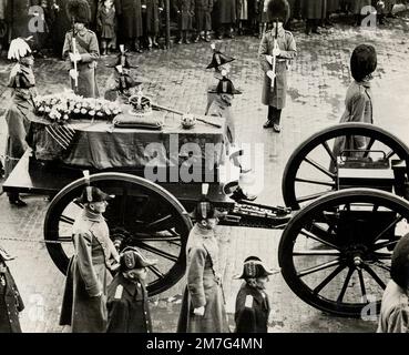 Funerali di re Giorgio V, 1936, bara e carrozza Foto Stock