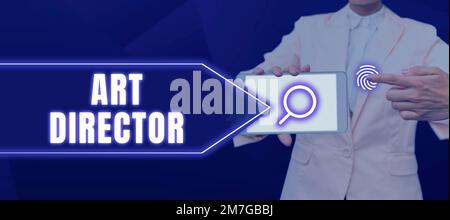 Direttore artistico che mostra i segni. Idea aziendale responsabile della supervisione degli aspetti artistici di un film Foto Stock