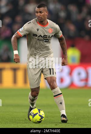 Torino, 7th gennaio 2023. Walace di Udinese Calcio durante la Serie A match allo Stadio Allianz di Torino. L'immagine di credito dovrebbe essere: Jonathan Moskrop / Sportimage Foto Stock