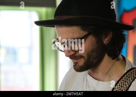 Hudson Taylor ha girato una sessione in studio a Brooklyn Foto Stock