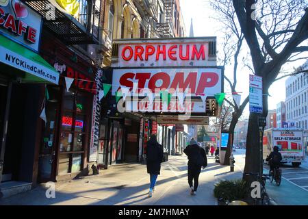 Dopo quasi 29 anni il famoso spettacolo musicale Stomp ha tenuto la sua ultima esecuzione la domenica al Teatro Orpheum. New York City, NY, USA, 9 gennaio 2023. Foto di Charles Guerin/ABACAPRESS.COM Foto Stock