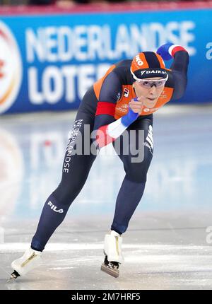 Robin Groot (NED) e Aurora Lovas (NOR) in gara in 500m donne Allround durante i Campionati europei di velocità ISU il 7 gennaio 2023 alla Hamar Olympic Hall di Hamar, Norvegia Foto di SCS/Soenar Chamid/AFLO (HOLLAND OUT) Foto Stock