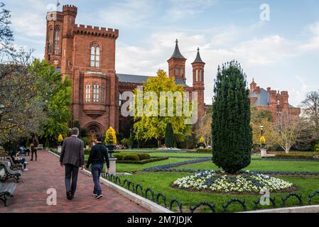 Smithsonian Castello ornamentale giardino, chiamato il parterre, Washington, D.C., USA Foto Stock