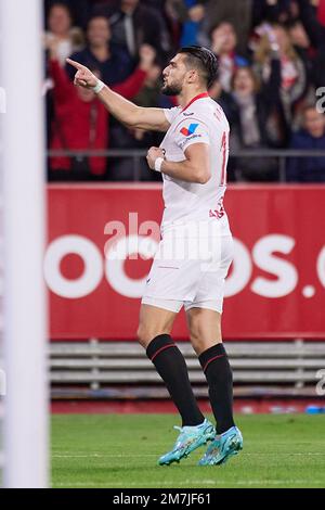 Siviglia, Spagna. 08th, gennaio 2023. Rafa Mir (12) del Sevilla FC segna durante la partita di LaLiga Santander tra Sevilla FC e Getafe all'Estadio Ramon Sanchez Pizjuan di Siviglia. (Photo credit: Gonzales Photo - Jesus Ruiz Medina). Foto Stock