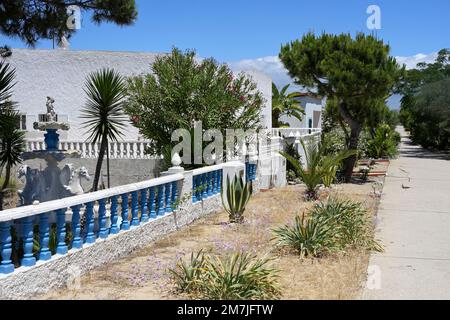 Farol Village strade pedonali, Isola di Culatra, Olhao, Algarve, Portogallo Foto Stock