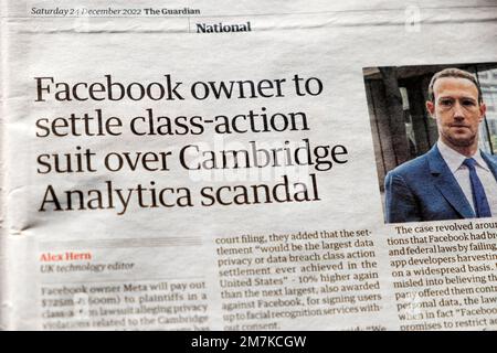 Mark Zuckerberg 'il proprietario di Facebook per risolvere la causa di classe-azione sul Cambridge Analytica scandal' Guardian giornale articolo 24 dicembre 2022 Regno Unito Foto Stock