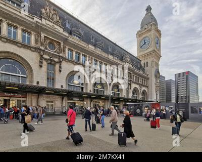 Francia, Parigi, la stazione ferroviaria Gare de Lyon Foto © Fabio Mazzarella/Sintesi/Alamy Foto d'archivio Foto Stock