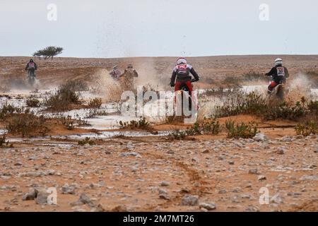 80 MARTYN HILLIER James (gar), Rich Energy OMG Racing Ltd, Gasgas, Moto, originale di Motul, in azione durante la fase 9 della Dakar 2023 tra Riyadh e Haradh, il 10th gennaio 2023 ad Haradh, Arabia Saudita - Foto Eric Vargiolu / DPPI Foto Stock