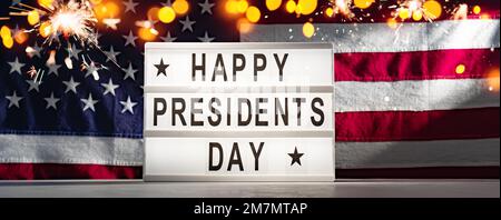Buone parole per la Giornata del Presidente su lightbox. Il concetto di festa di compleanno di Washington Foto Stock