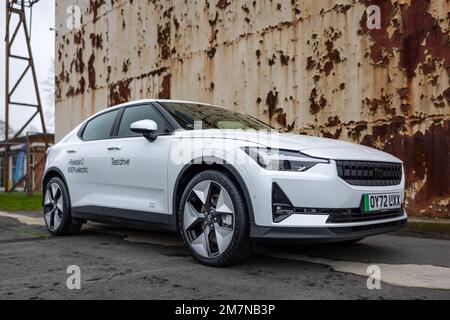 Polestar 2 EV AWD ‘OY72 UXX’ in mostra allo Scramble di gennaio tenutosi presso il Bicester Heritage il 8th gennaio 2023. Foto Stock