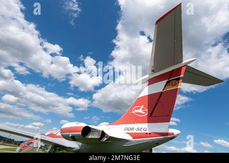 'Lady Agnes', Ilyushin 62 della compagnia aerea Interflug, serve come museo e ufficio di registro, Stölln, Brandeburgo, Germania Foto Stock