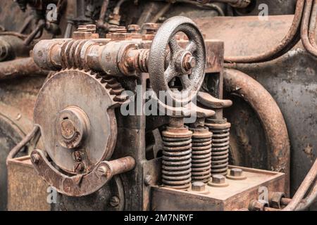 ingranaggi a vite senza fine di una macchina storica Foto Stock