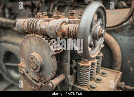 ingranaggi a vite senza fine di una macchina storica Foto Stock