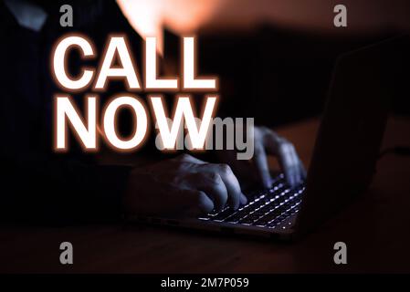 Didascalia concettuale Call Now, Business Approach per contattare immediatamente una persona che utilizza dispositivi di telecomunicazione con precisione Foto Stock