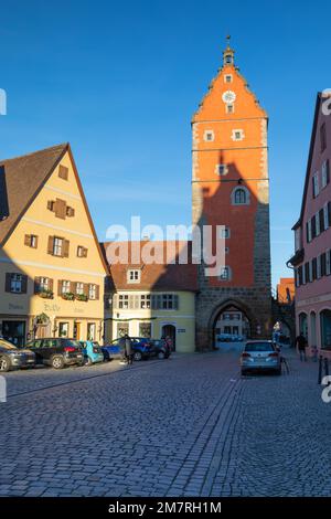 Woernitz porta, porta della città, torre, centro storico, Woernitzstrasse, Dinkelsbuehl, Franconia media, Baviera, Germania Foto Stock