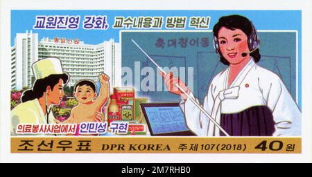 Set di francobolli 2018 della Corea del Nord, indirizzo di Capodanno di Kim Jong un. Sviluppo a tutto tondo della cultura socialista, con istruzione e assistenza sanitaria. Foto Stock