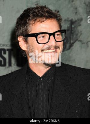 Los Angeles, California, Stati Uniti. 09th Jan, 2023. Pedro Pascal partecipa alla Los Angeles Premiere di "The Last of US" di HBO al Regency Village Theatre il 09 gennaio 2023 a Los Angeles, California. Credit: Jeffrey Mayer/JTM Photos/Media Punch/Alamy Live News Foto Stock