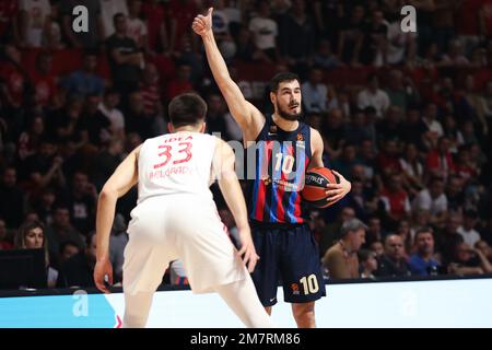 Belgrado, Serbia, 30 dicembre 2022. Nikola Kalinic del FC Barcelona reagisce durante la partita della Turkish Airlines Eurolega del 2022/2023 tra Crvena Zvezda MTS Belgrado e il FC Barcelona alla Stark Arena di Belgrado, in Serbia. Dicembre 30, 2022. Credito: Nikola Krstic/Alamy Foto Stock