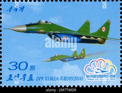 Francobollo della Corea del Nord del 2016 con i jet MIG-29A Fulcrum della North Korean Air Force al Wonsan Air Festival. Francobollo vinto 30. Foto Stock