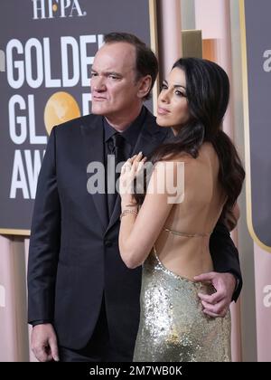 Los Angeles, Stati Uniti. 10th Jan, 2023. Quentin Tarantino e Daniella Pick arrivano ai 80th Annual Golden Globe Awards che si tengono al Beverly Hilton il 10 gennaio 2023 a Los Angeles, CA, USA (Foto di Sthanlee B. Mirador/Sipa USA) Credit: Sipa USA/Alamy Live News Foto Stock