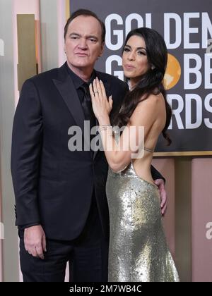 Los Angeles, Stati Uniti. 10th Jan, 2023. Quentin Tarantino e Daniella Pick arrivano ai 80th Annual Golden Globe Awards che si tengono al Beverly Hilton il 10 gennaio 2023 a Los Angeles, CA, USA (Foto di Sthanlee B. Mirador/Sipa USA) Credit: Sipa USA/Alamy Live News Foto Stock