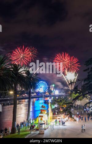 Fuochi d'artificio durante il Moomba Festival di Melbourne. Foto Stock