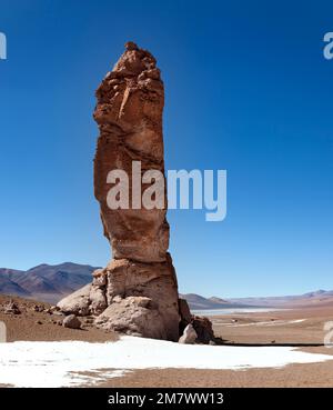 Monolito geologico vicino a Salar de Tara Foto Stock