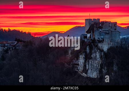 Il vecchio Caste Celje al tramonto Foto Stock