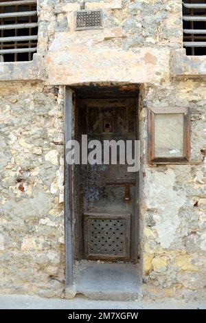 Cairo Saladin Museo della prigione della Cittadella, attuali celle di prigione che erano in uso dai tempi antichi della storia fino al 20th ° secolo, trovato accanto al nati Foto Stock