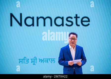 Greater Noida, India. 11th Jan, 2023. Unsoo Kim MD e CEO Hyundai Motor Company parlano durante il lancio di Hyundai IONiQ 5 auto elettrica a Auto Expo 2023, Utttar Pradesh. Credit: SOPA Images Limited/Alamy Live News Foto Stock