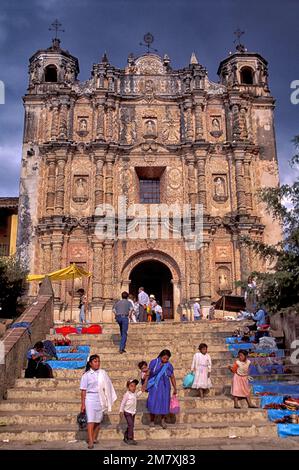 Messico, Chiapas, San Cristobal de las Casas, Templo Santo Domingo, Foto Stock