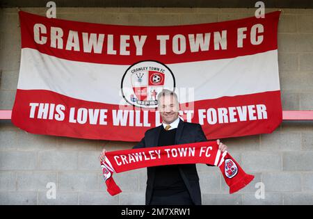 Crawley, Regno Unito. 11th Jan, 2023. Crawley Town Football Club annuncia oggi la firma del nuovo manager Scott Lindsey al Broadfield Stadium. Credit: James Boardman/Alamy Live News Foto Stock