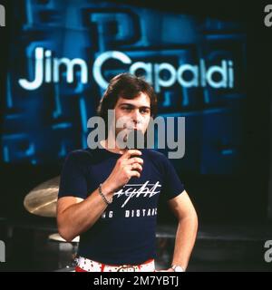 Rockpop, Konzert- und Live-Musik-Sendereihe, Deutschland 1977 - 1982, Sendung vom 1. Juni 1981, moderatore Christian Simon kündigt Jim Capaldi An Foto Stock