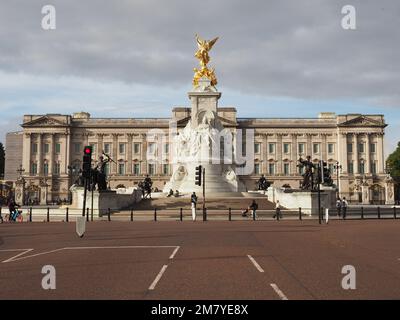 LONDRA, Regno Unito - CIRCA OTTOBRE 2022: Buckingham Palace Foto Stock