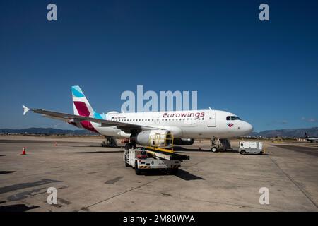 Palma di Maiorca - Spagna. Ottobre 5, 2022. Eurowings è una compagnia aerea con sede a Dusseldorf, Germania. Si tratta di una compagnia aerea a basso costo dipendente da Luftha Foto Stock