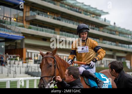 Ascot, Berkshire, Regno Unito. 2nd ottobre 2021. Horse Glen Shiel guidato dal jockey Paul Mulrennan dopo il John Guest Racing Bengough Stakes all'ippodromo di Ascot. Credito: Maureen McLean/Alamy Foto Stock