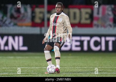 DEN BOSCH, PAESI BASSI - GENNAIO 11: Calvin Bassey di Ajax durante la partita olandese Toto KNVB Cup Round 2 tra FC Den Bosch e Ajax allo Stadion de Vliert il 11 Gennaio 2023 a Den Bosch, Paesi Bassi (Foto di Rene Nijhuis/Orange Pictures) Foto Stock