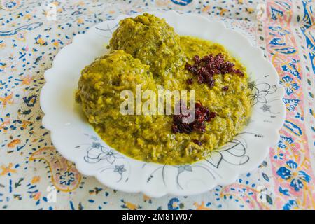 Pasto in Iran - Kofte Sabzi (Sabji Kofta) - polpette in salsa Foto Stock