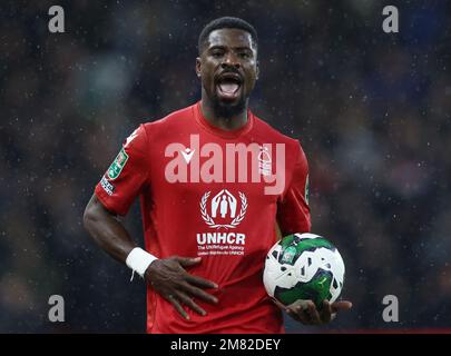 Nottingham, Inghilterra, 11th gennaio 2023. Serge Aurier della Foresta di Nottingham durante la partita di Coppa Carabao al City Ground, Nottingham. L'immagine di credito dovrebbe essere: Darren Staples / Sportimage Foto Stock