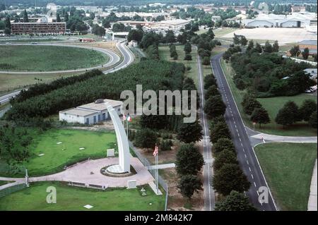 Una vista aerea del Memoriale dell'Airlift di Berlino. Base: Rhein-Main Air base Paese: Deutschland / Germania (DEU) Foto Stock