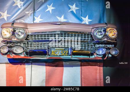 Museo Nazionale dell'Auto di Torino (MAUTO): Collezione di circa 200 auto d'epoca originali di 80 marchi diversi. American Automobile 50s -Italia Foto Stock